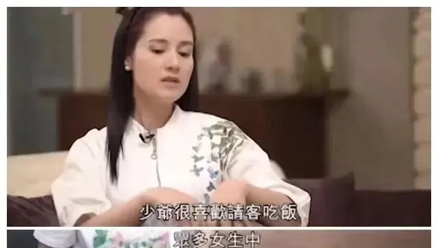 华人艳星惨进ICU 险没命! 当年一脱成名 投靠亿万富豪 如今竟落魄到…