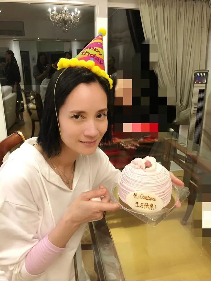 华人艳星惨进ICU 险没命! 当年一脱成名 投靠亿万富豪 如今竟落魄到…