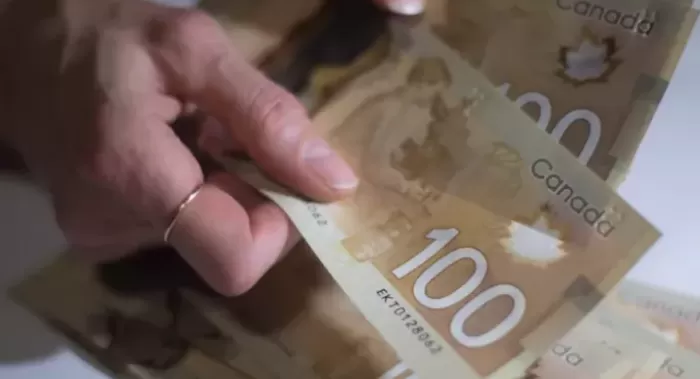 重磅! 加拿大要全民发钱! 人均$4800 最高$1.8万 连发6个月! 躺着拿钱的日子真的来了?