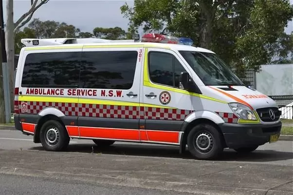 诡异! 19岁华人美女留学生离奇死亡 尸体伤痕累累 男友刚刚跳楼!