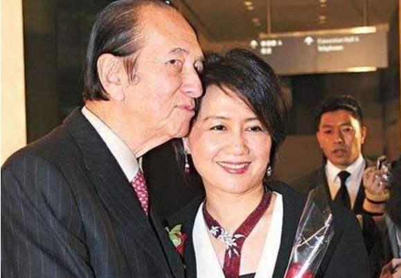 梁安琪：14岁打工，29岁成“赌王”四姨太，如今身价30亿美金