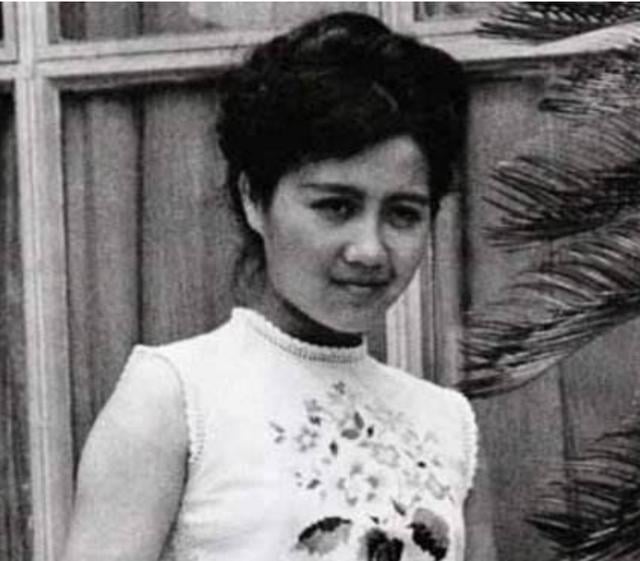 梁安琪：14岁打工，29岁成“赌王”四姨太，如今身价30亿美金