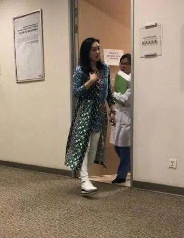 加拿大华人女星撩遍天王 却因生3女儿遭婆婆嫌弃 50岁高龄拼4胎!