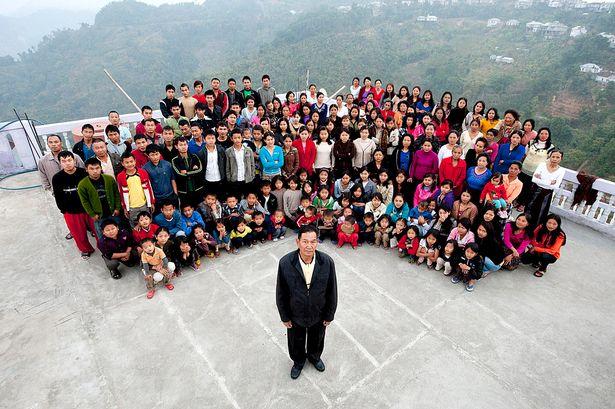 印度74岁男娶39名妻子仍在寻找新人，甚至跑美国找愿意嫁他的人