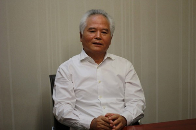 澳媒：澳准航母舰队靠近南沙 一度与中国海军对峙