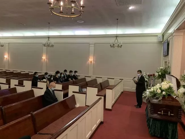 哀恸! 22岁北京小伙猝死美国 曾报名新冠测试 国内父母因疫情不能来 视频送别独子