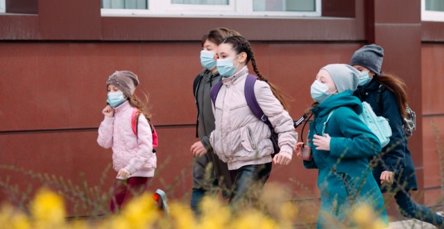 Canadian government to unveil mask guidelines for children this week