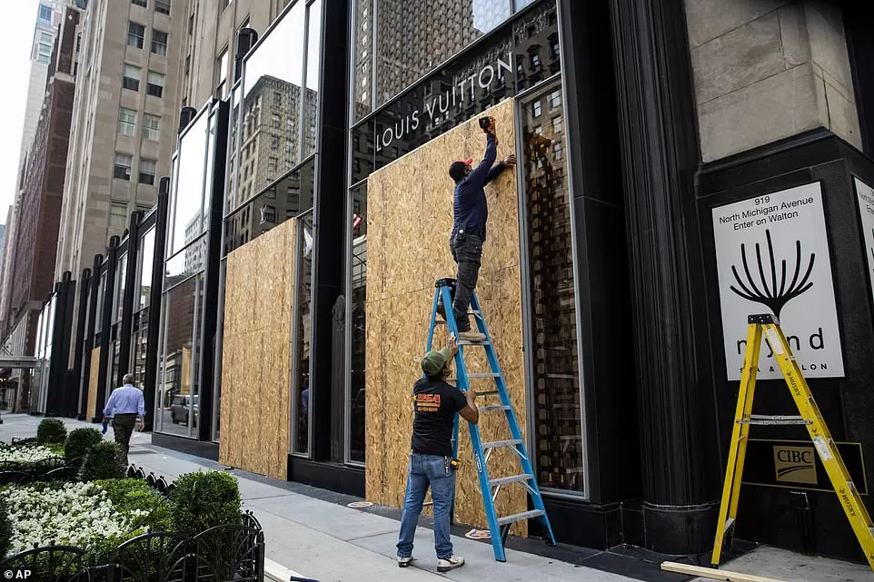 暴乱再起! LV Dior遭洗劫 Nordstrom BestBuy被抢空  2020的疯狂看不到头