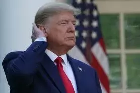 尴尬!  白宫记者一句话 特朗普当场懵圈 尴尬得想找个地缝钻进去...