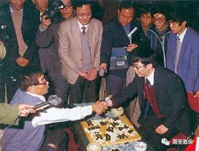 聂卫平：围棋世界里的棋圣，家里的“女儿奴”