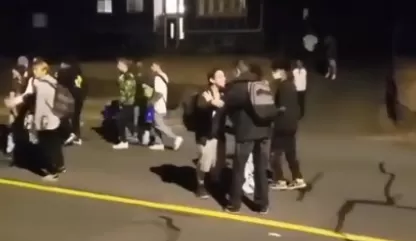 疯狂! 凌晨温哥华DT一幕激怒所有人! 1周暴增393例 BC强制开学为哪般?!