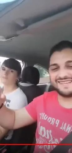 惨! 男星直播时撞火车身亡! 录下自己死前瞬间 娇妻开车 惊恐尖叫 画面惨烈!