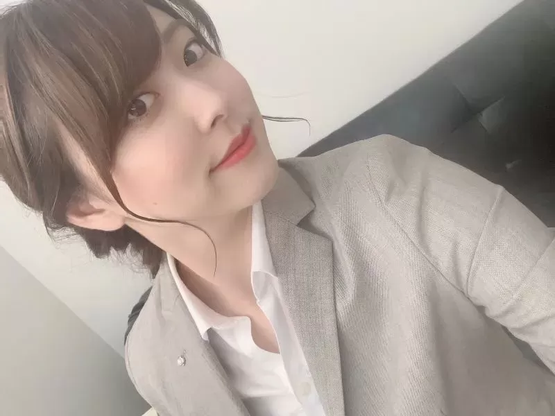 美女主播独居遭遇