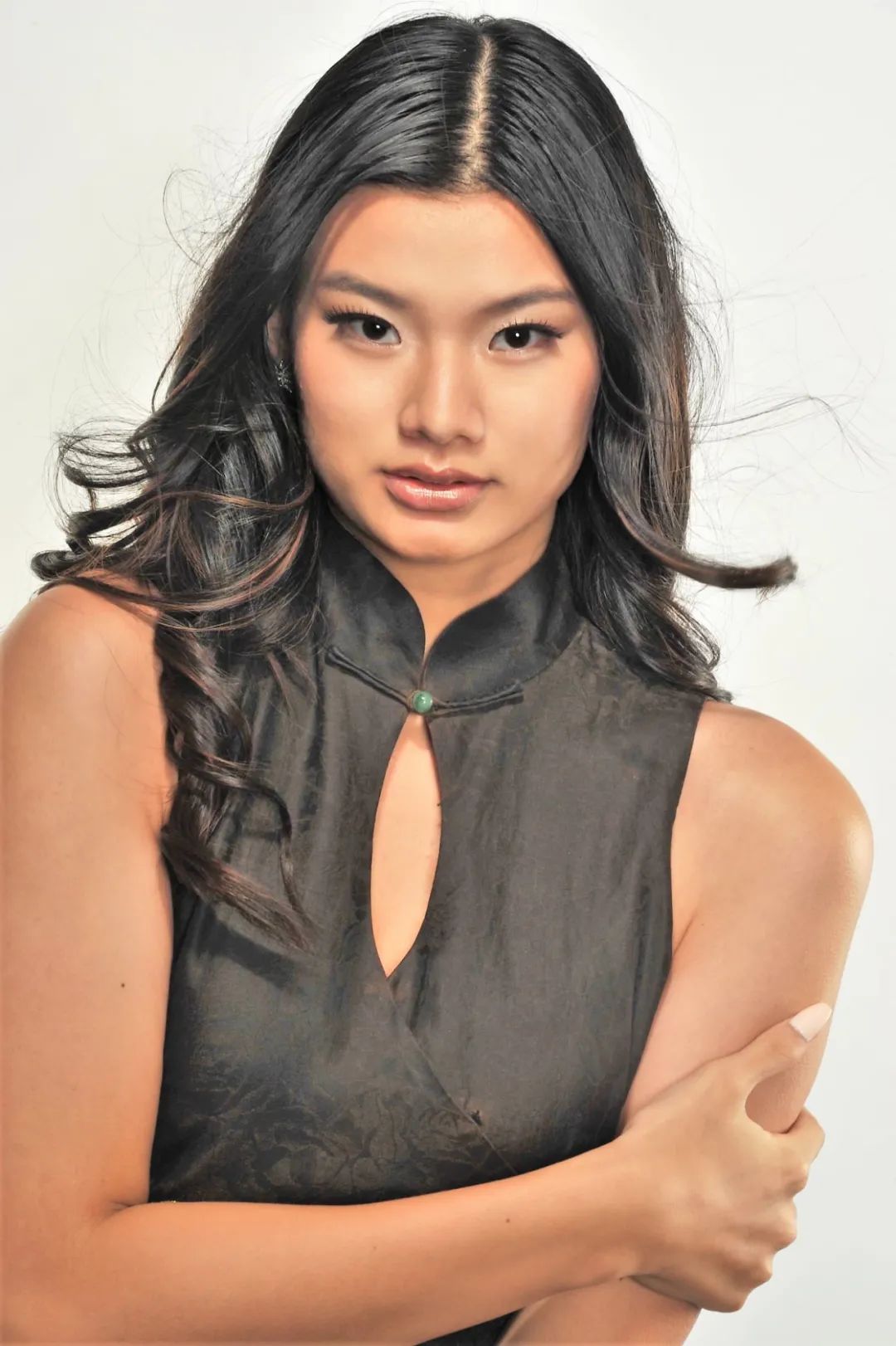 牛! 15岁华人女孩获加拿大选美冠军! 史上首次! 父母是上海移民