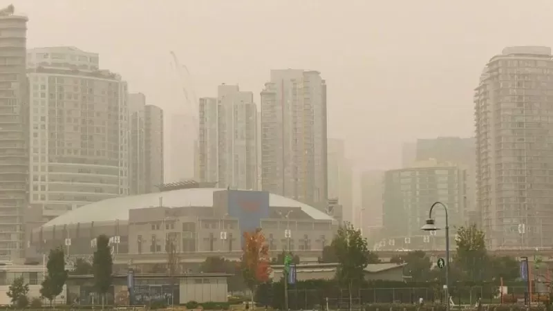惊恐! 温哥华连发11天空气警报! 哈佛研究称烟霾增加新冠死亡风险!
