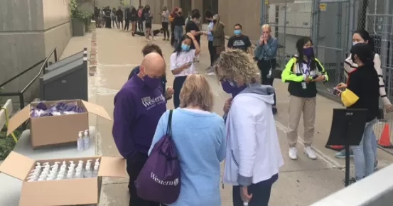 哀嚎! 加拿大华人回国难! 核酸检测点暂停 网站瘫痪 没症状不给测了!