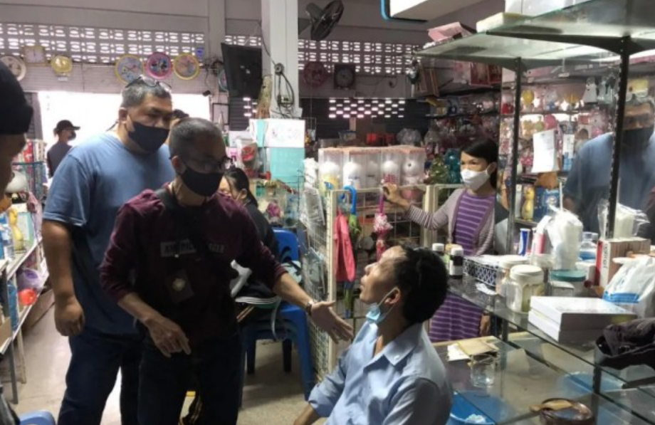残忍! 45岁华裔老板狠心杀女 喂洁厕剂 埋尸坟地 娃出生才7天…