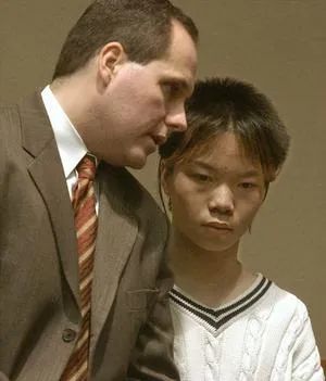 太冤! 华裔女学生谋杀双亲案 少女白坐17年大牢! 因种族歧视翻案 轰动华人圈!