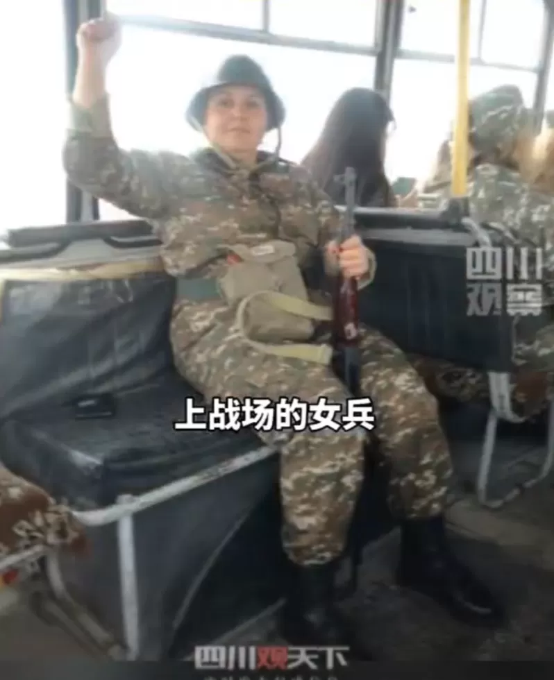 触目惊心！中国人度假这几天，他们把祖孙三代人送上了战场…
