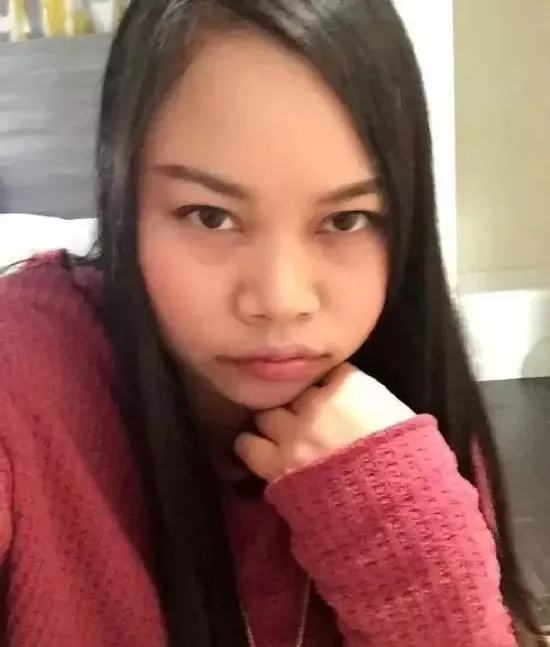 悲催! 华人网红凤姐哭诉: 在美10年人不如狗 嫁不出去 移民改变不了阶层!
