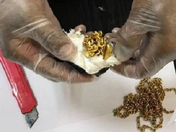 太拼了! 过海关被拦 直肠里抠出一堆金条! 华人女子美国遭遣返