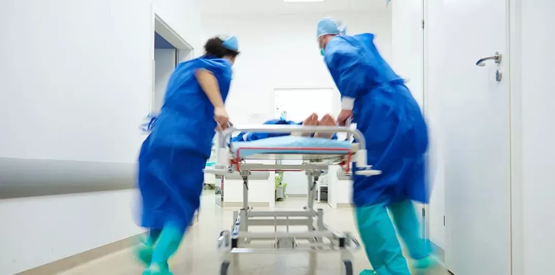警报! 大温学校疫情爆炸 9年级女生当堂倒地猝死 多人目睹 全校紧急封锁!