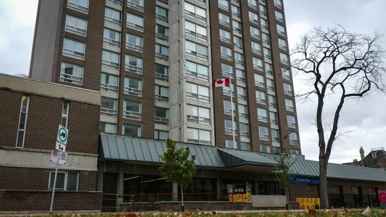 恐怖! 加拿大一栋大楼89人感染11死 华人移民刚住进去就确诊丧命!
