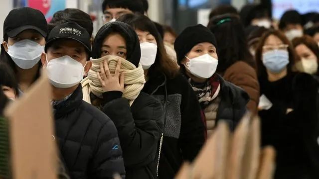 出事了! 接种疫苗后多人神秘暴毙 已25死! 最小17岁 官方拒绝叫停 医生质疑!