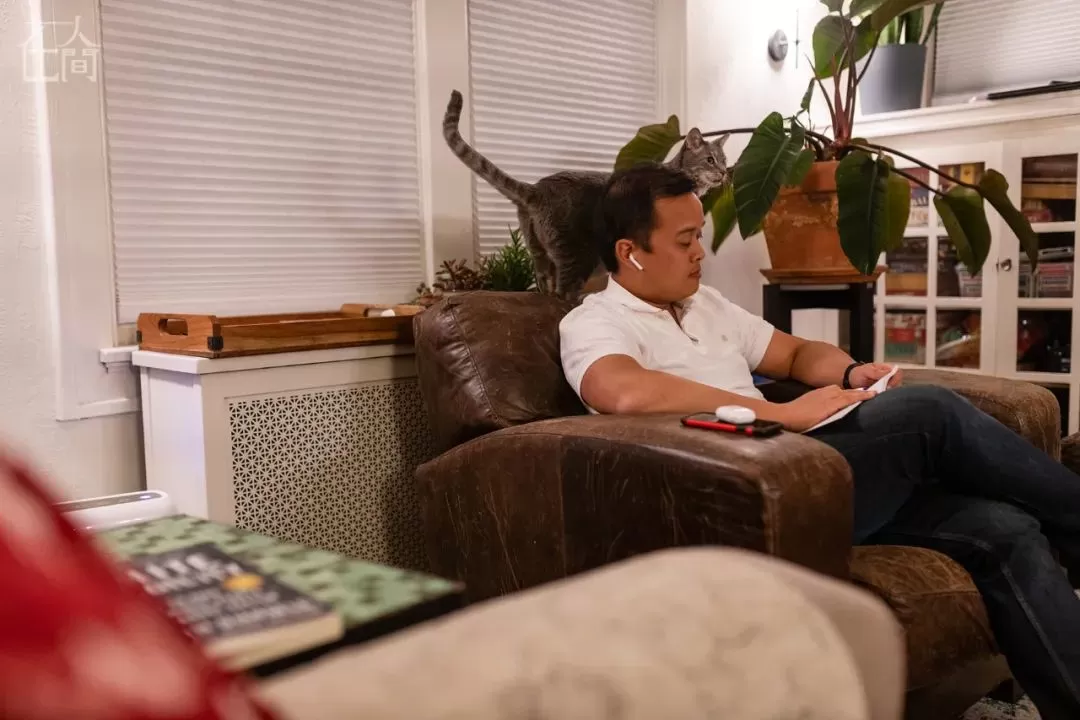 在人间｜第一次投票的华裔夫妇：妻子投特朗普，丈夫选拜登