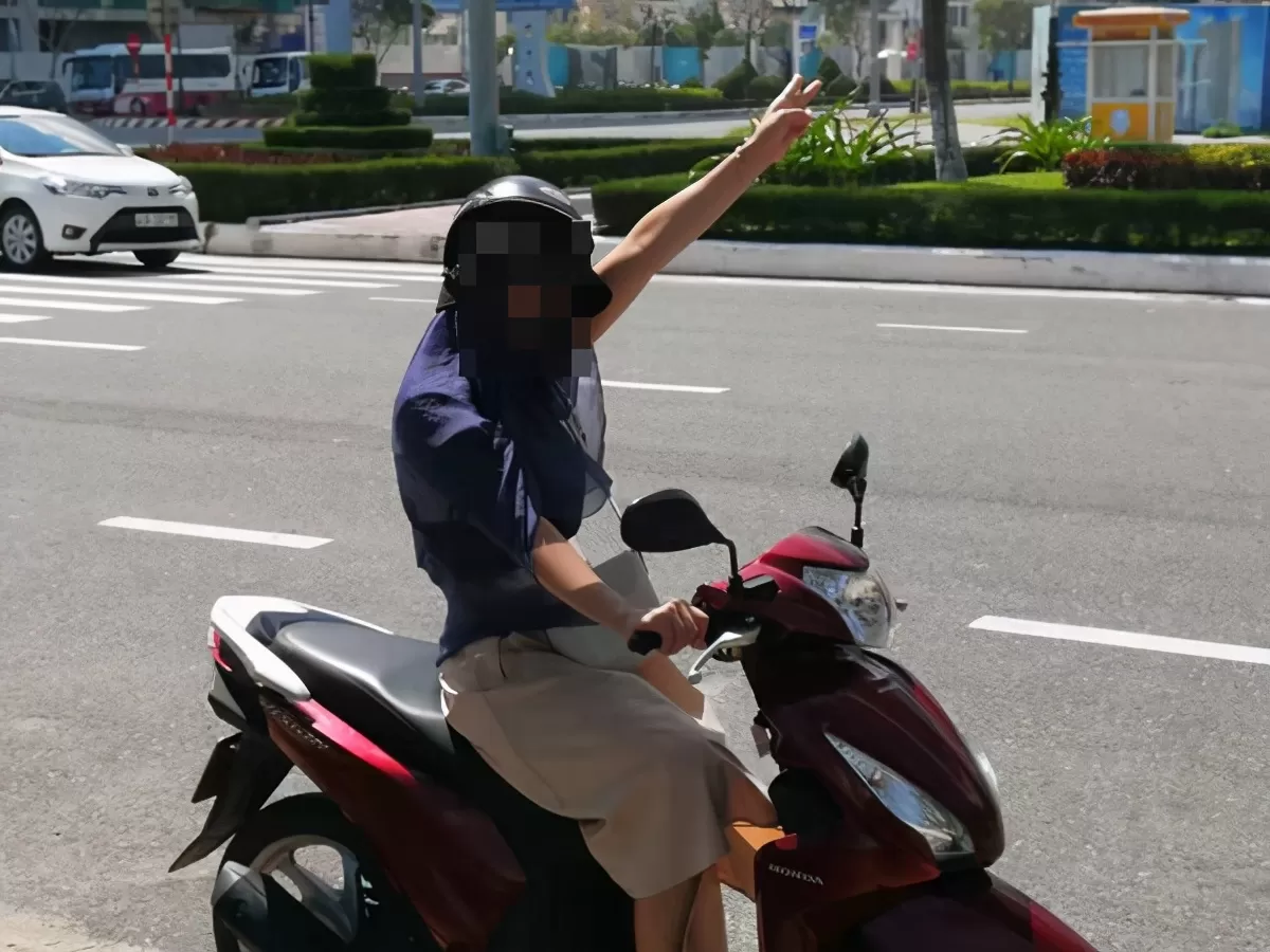 58岁大爷网恋：见面10天打款160万，与女方闹掰要回72万，被指玩弄女性，上诉法院余款被判“赠与”