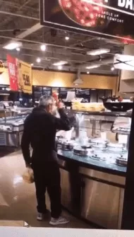 恶心！多伦多华人超市现挑菜大爷，拆包装挨个摸