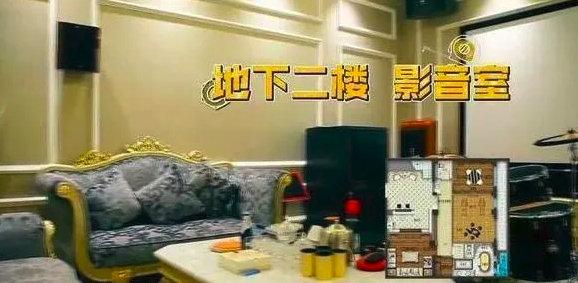 曹云金直播被骂惨，网友怼他抛妻弃子背叛师门，今事业大不如前？