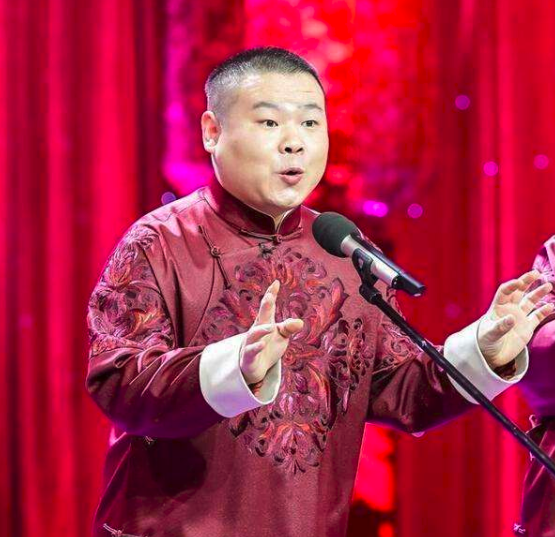 曹云金直播被骂惨，网友怼他抛妻弃子背叛师门，今事业大不如前？
