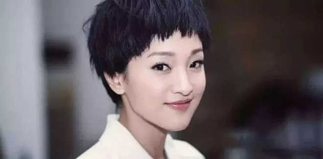 周迅情史：曾因王菲被李亚鹏甩 和富二代短爱半年