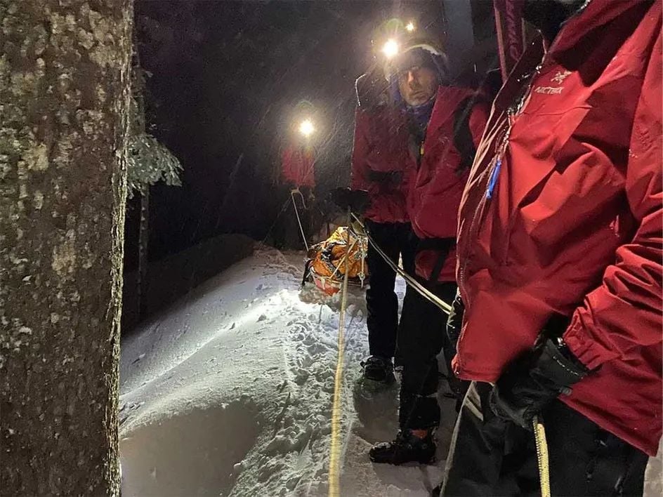 紧急救援! 男子Cypress滑雪遇雪崩 寒冬夜濒死受困山中!