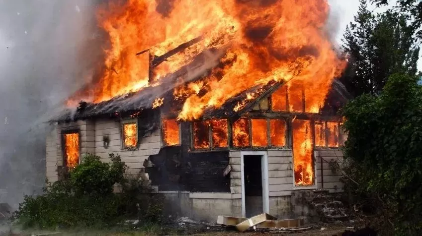 惊! 大温多人收死亡威胁信: 烧你房子 剪你刹车线 外卖下毒 报警就杀你 社会 第2张