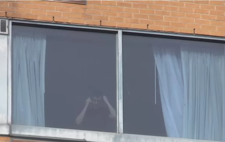 惊! 小伙爆料加拿大酒店集中隔离生活: 像囚犯 食物烂 不住就要进监狱 好多人都哭了