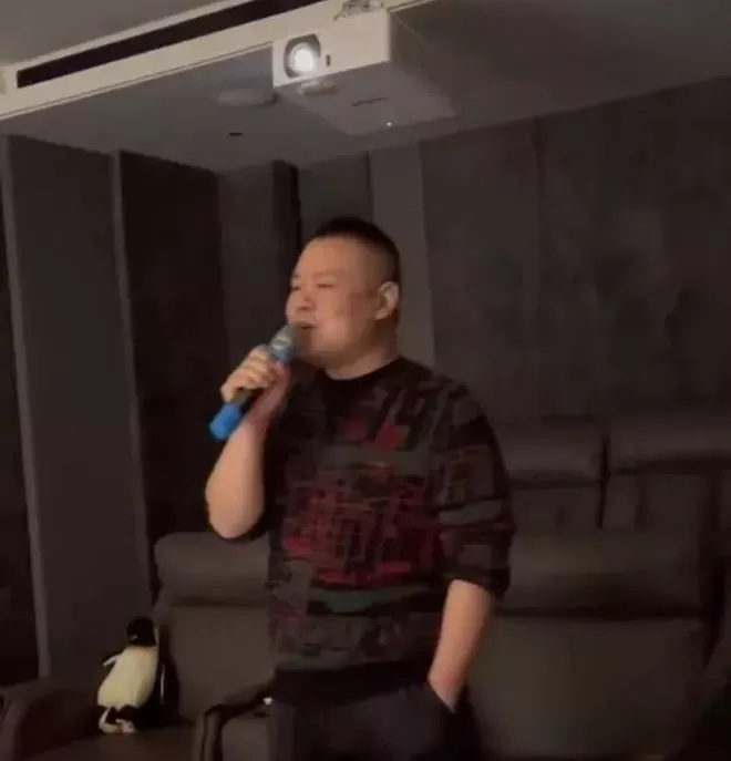 岳云鹏晒与张鹤伦搓麻将闹剧 意外曝光豪宅内景