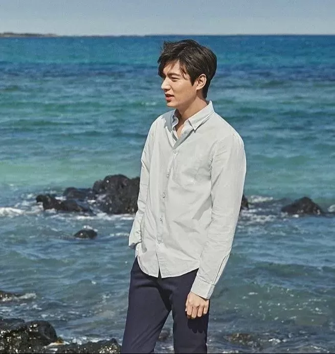 刚刚! 巨星李敏镐落地YVR 即将入住列治文酒店 驻扎温哥华拍移民大戏!