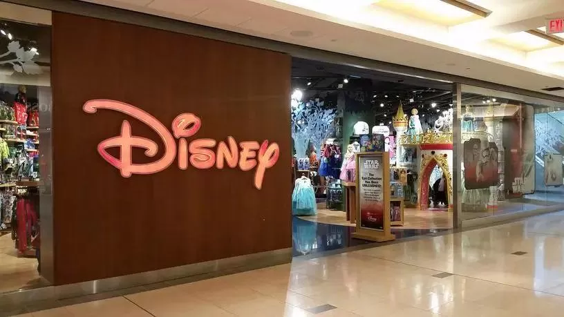 哭! 迪士尼关闭60家北美门店! 这些华人喜爱的品牌全都撑不住了！ 新闻 第2张