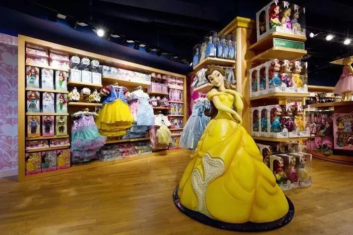 哭! 迪士尼关闭60家北美门店! 这些华人喜爱的品牌全都撑不住了！ 新闻 第4张