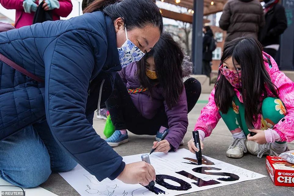 突发! 亚裔怒火燎原 多地爆发抗议! 拜登下令全国降半旗 推特热搜已炸!