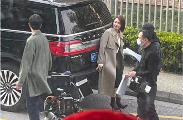 女神未老！高圆圆近照颜值高状态好 打破变丑传闻