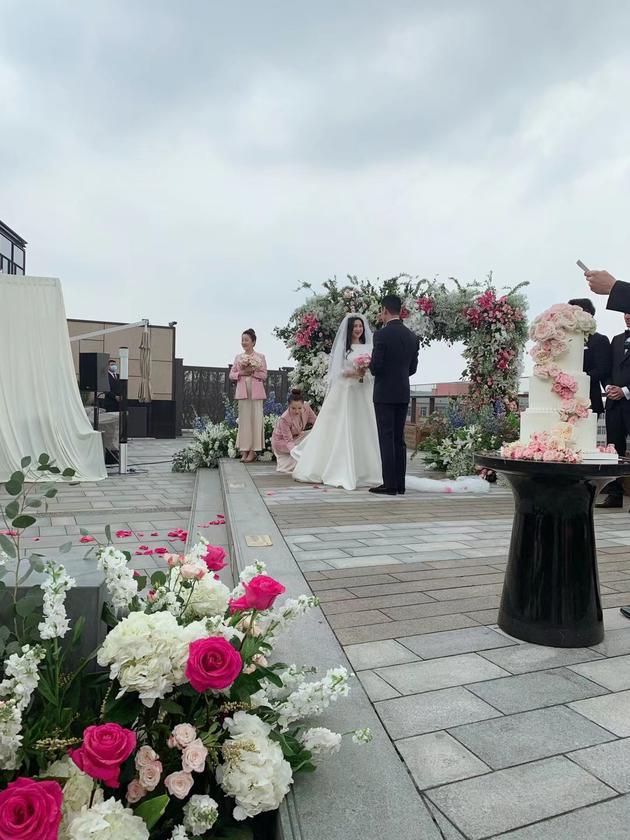 演员朱珠结婚 老公为圈外人