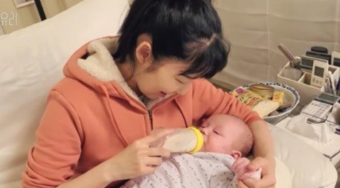 日籍在韩艺人未婚生子上节目，韩网友要求立刻下车