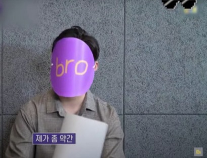 低调弟弟不愿承认姐姐是IU，知恩：他跟我长得很像