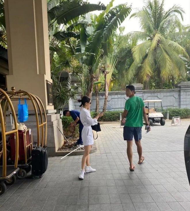 王子文吴永恩约见好友被偶遇 男方满眼都是王子文