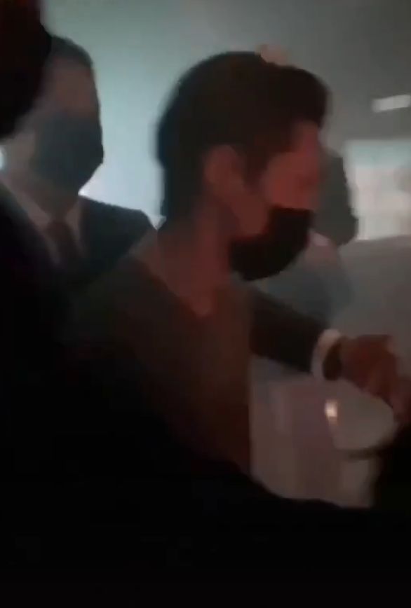 网友在夜店偶遇王思聪张艺兴 爆料有众多美女相伴
