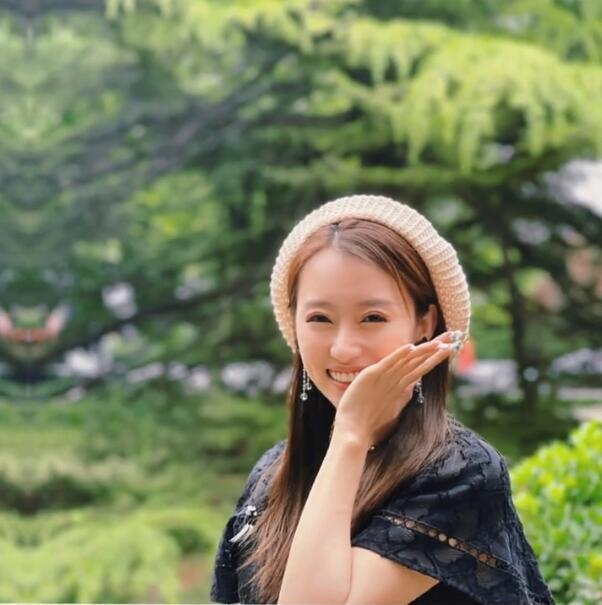 张丹峰前经纪人被嘲矮小黑 回应：高白美谁干这活
