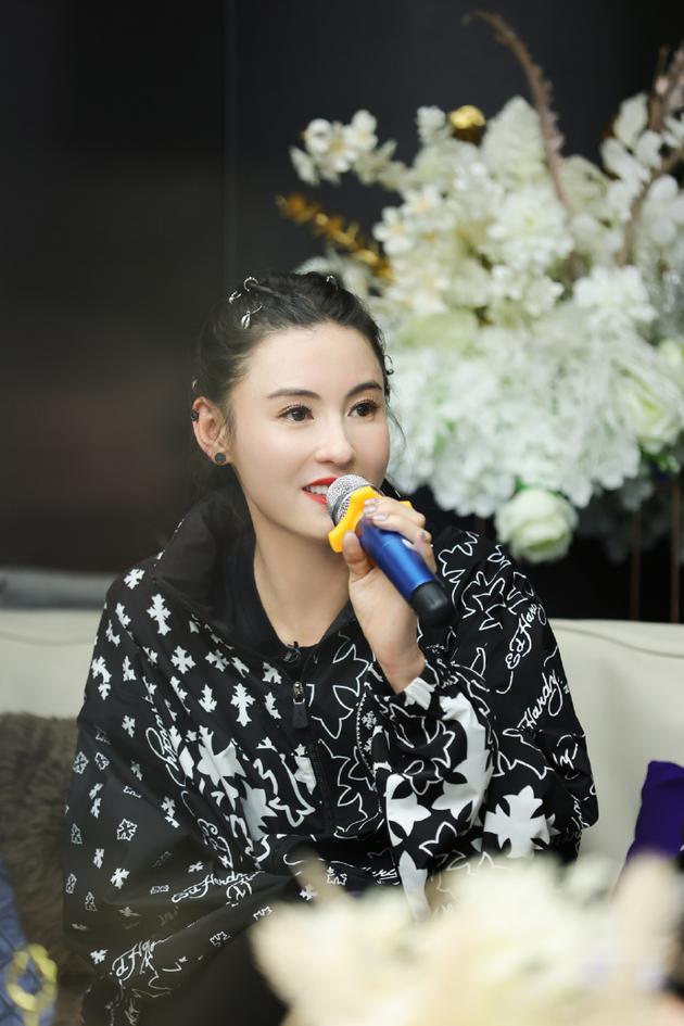 张柏芝称不会再公开恋情：公开也没得到祝福